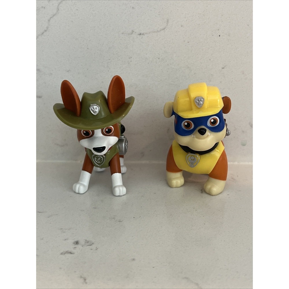Lot of 2 Paw Patrol Action Pack Figures Tracker And Superhero Rubble
